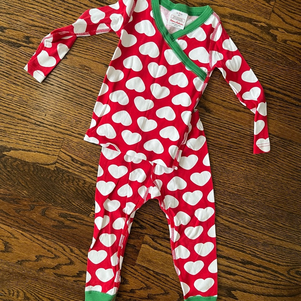 Hanna Andersson Red and White Heart Pajama Set